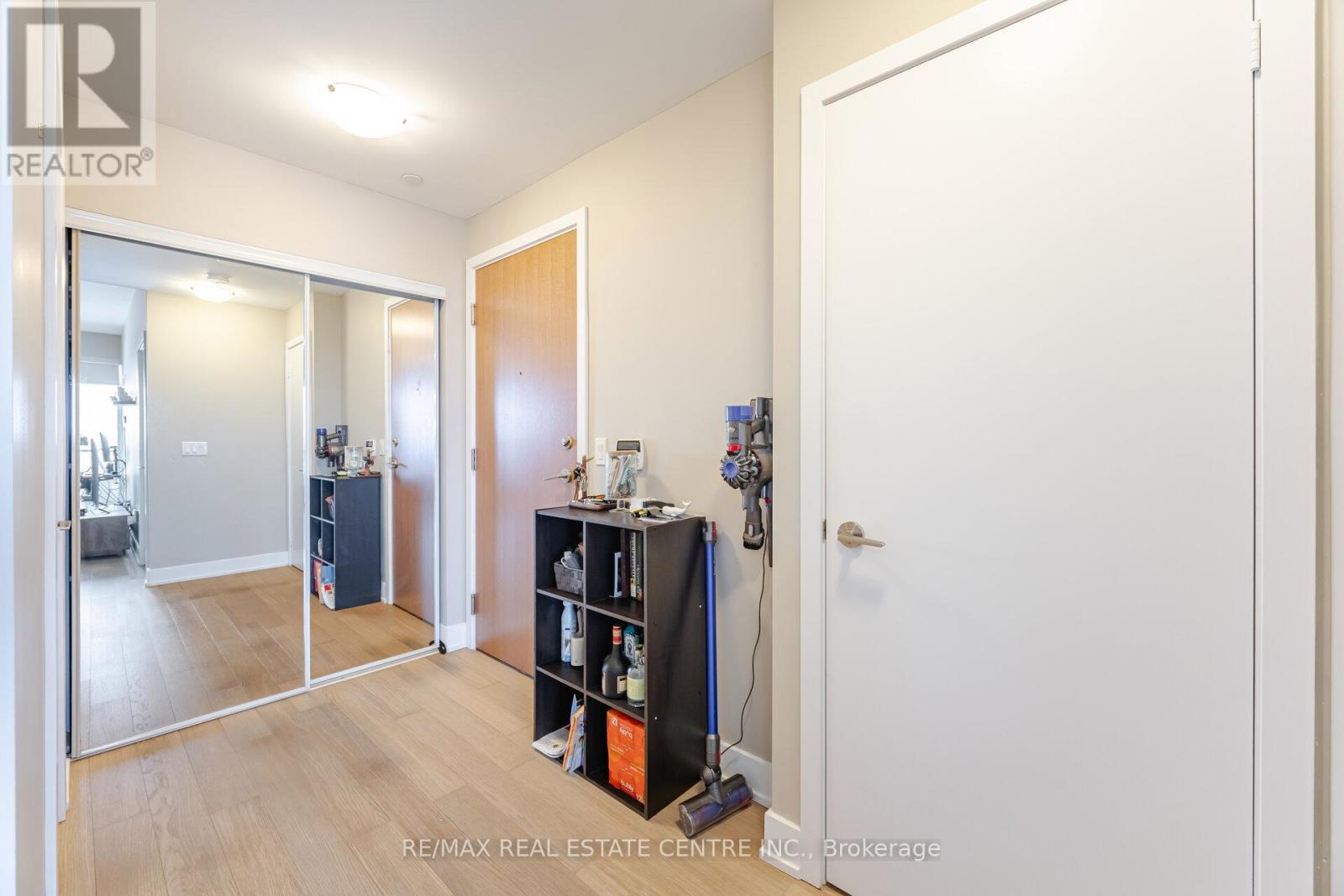 2622 - 30 Shore Breeze Drive, Toronto, Ontario  M8V 0J1 - Photo 7 - W12374472