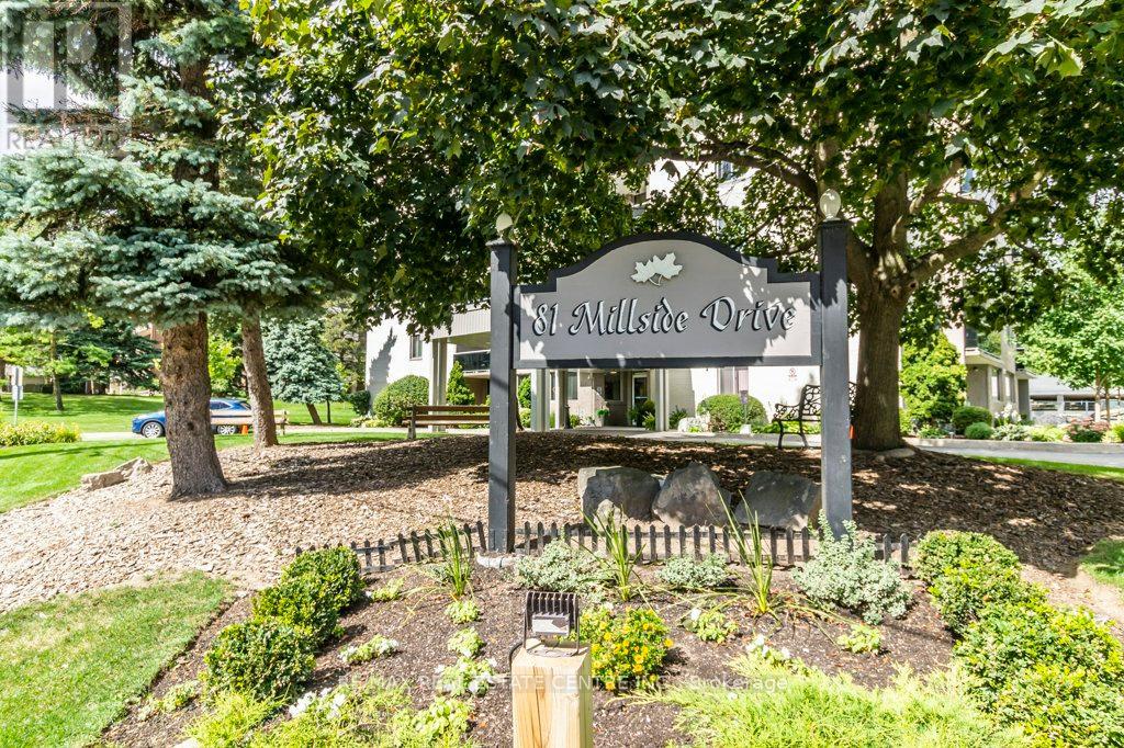 903 - 81 Millside Drive, Milton, Ontario  L9T 3X4 - Photo 5 - W12374483