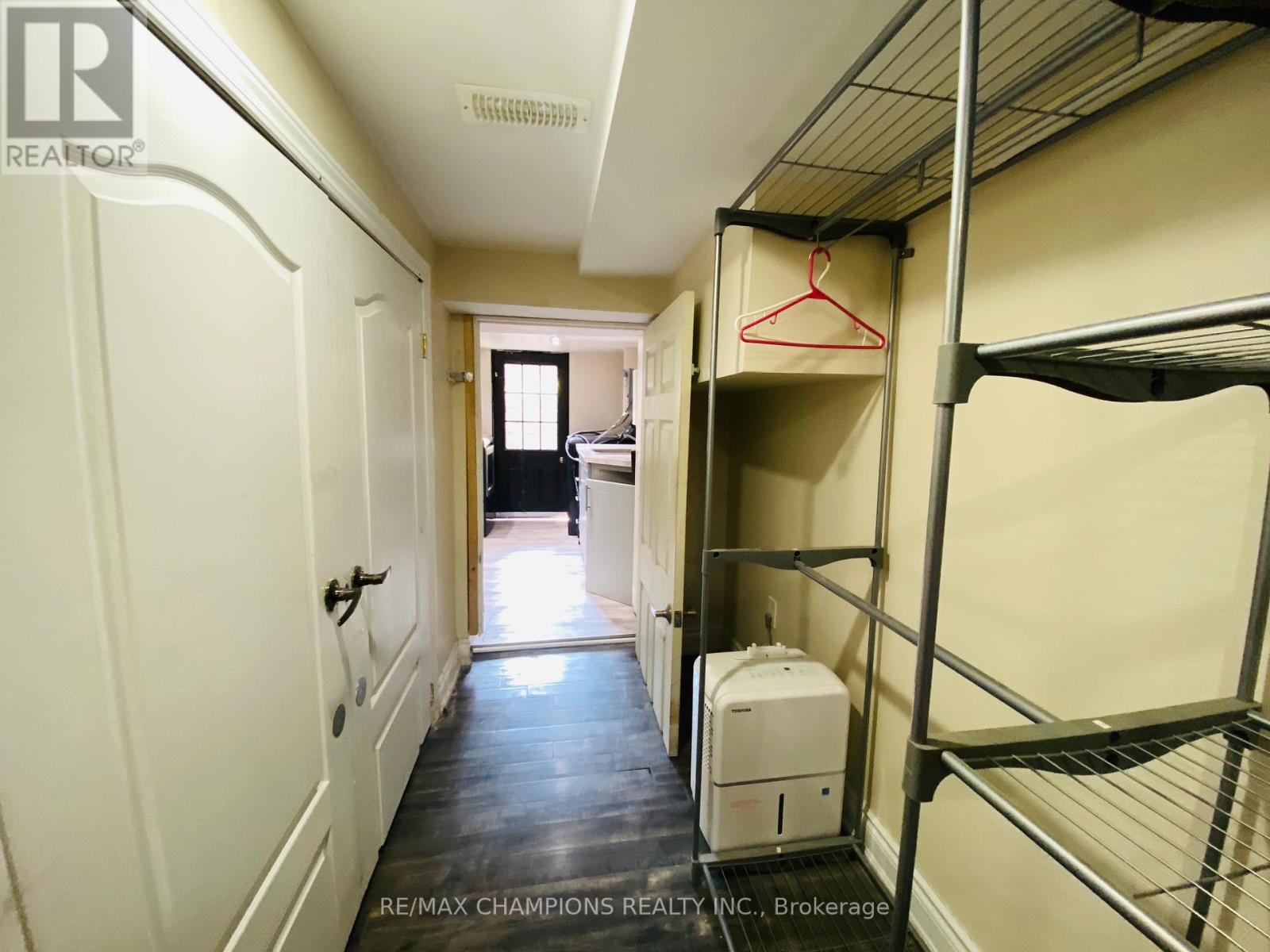Bsmt - 734 Willard Avenue, Toronto, Ontario  M6S 3S5 - Photo 13 - W12374494