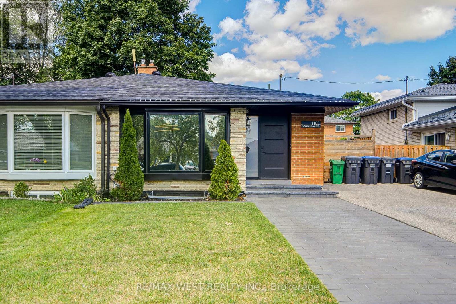 Property at 1183 WESTERDAM ROAD image 2