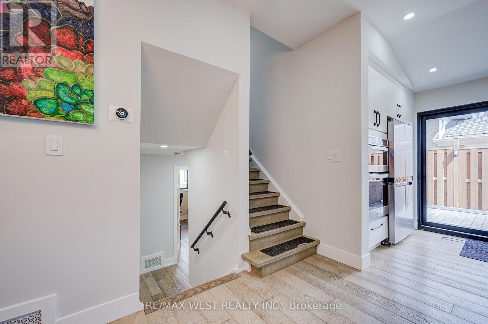 1183 Westerdam Road, Mississauga, Ontario  L4Y 2H3 - Photo 26 - W12374509