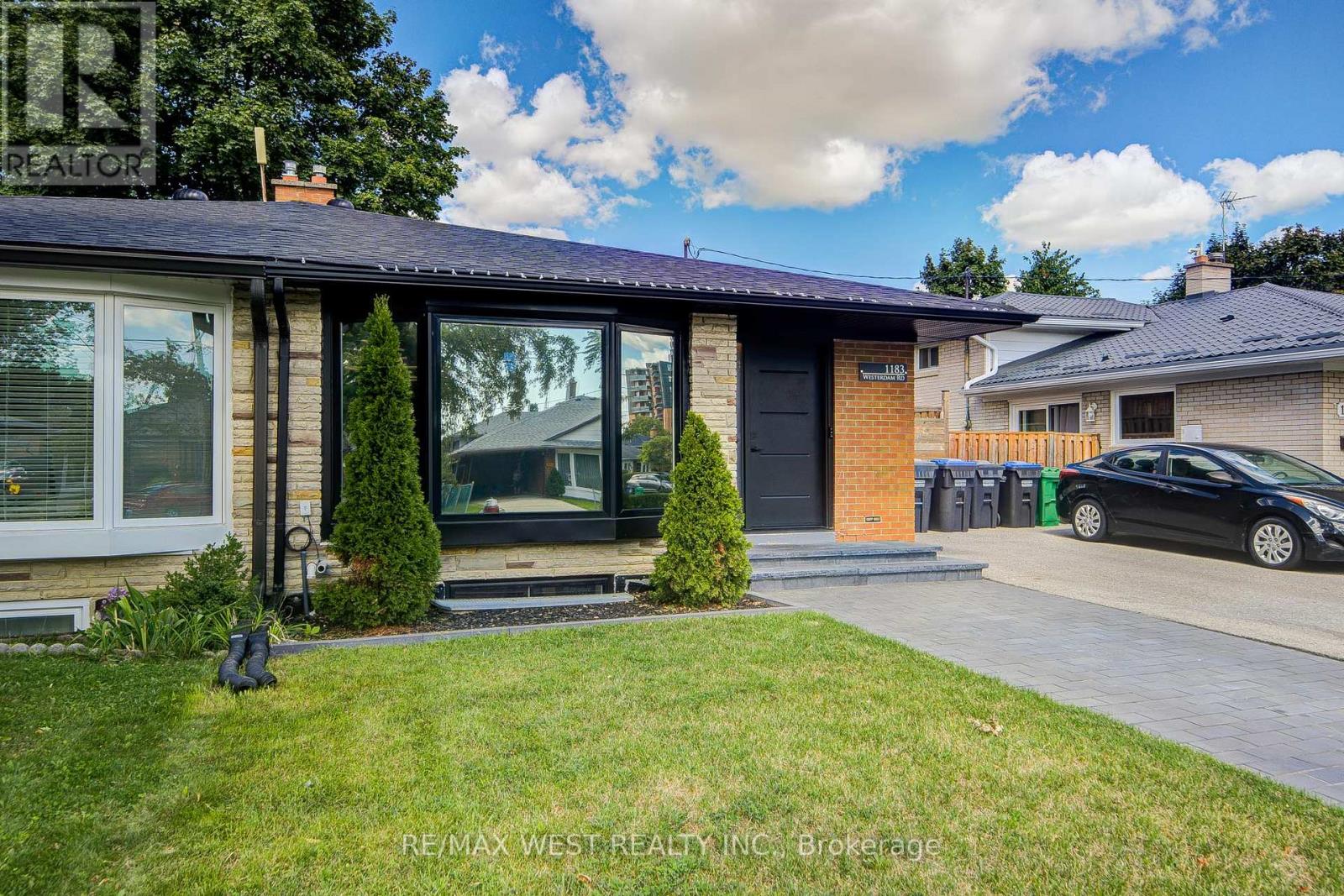 Property at 1183 WESTERDAM ROAD image 3