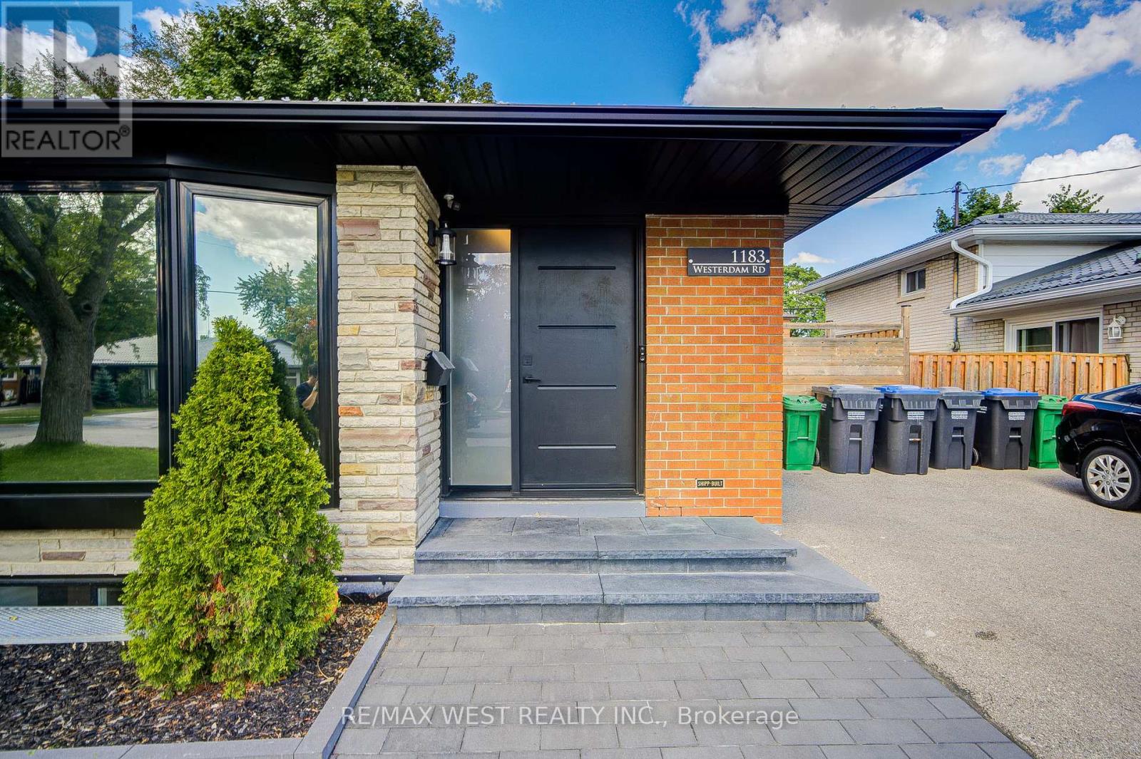 Property at 1183 WESTERDAM ROAD image 5