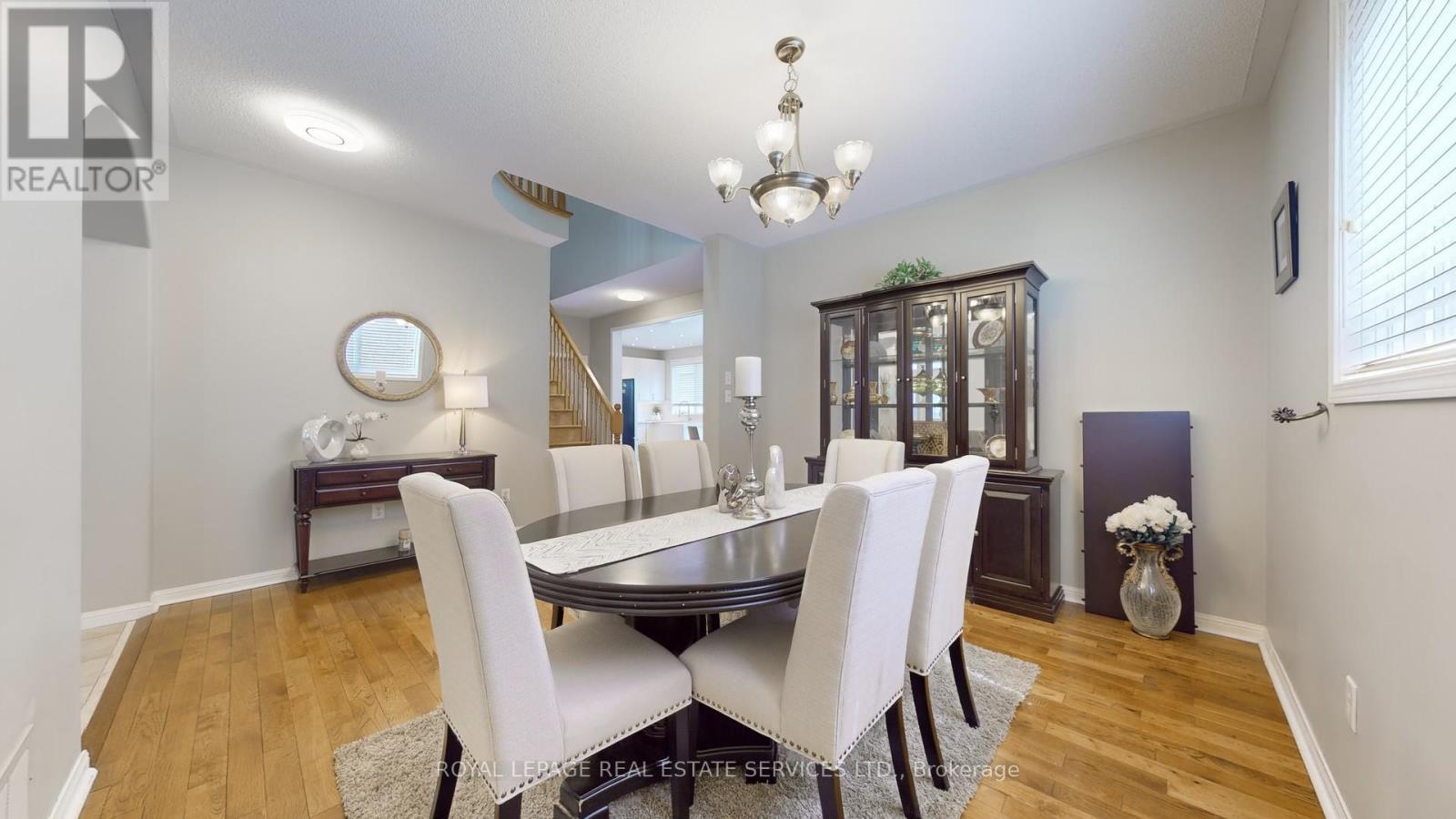 3798 Swiftdale Drive, Mississauga, Ontario  L5M 6M5 - Photo 7 - W12374539