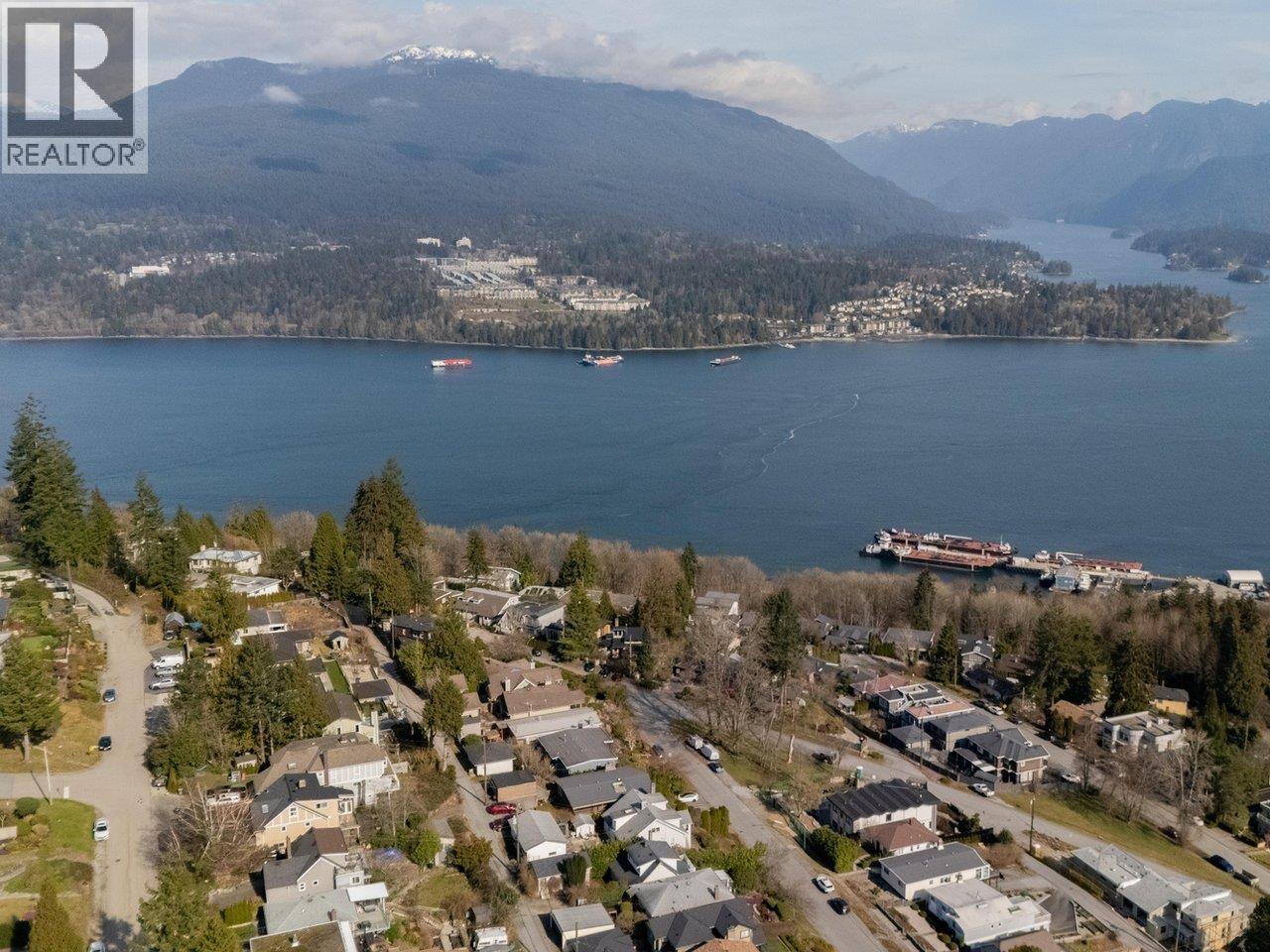 151 N HOLDOM AVENUE, Burnaby, British Columbia