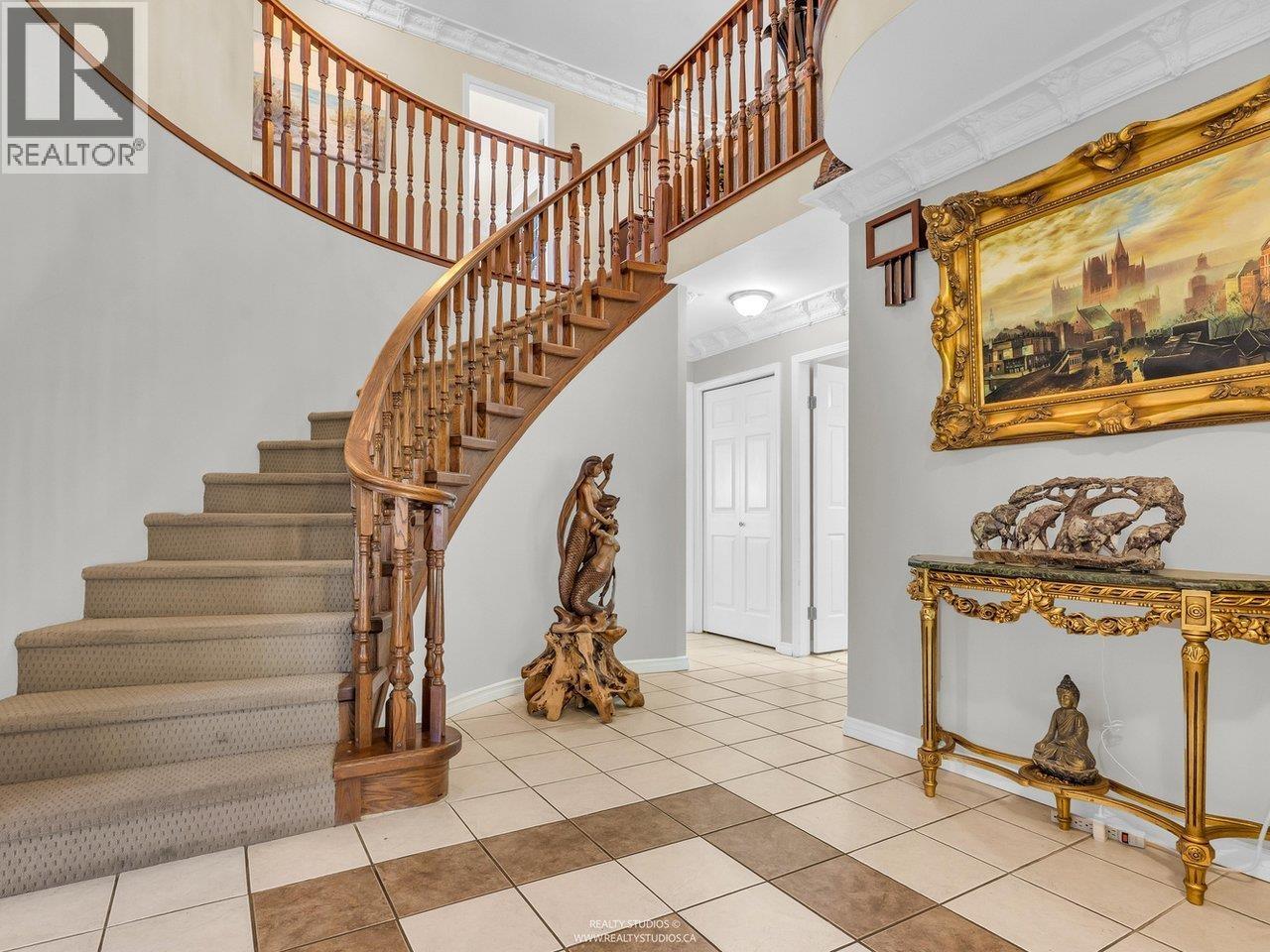 Property at 1028 DANSEY AVENUE image 4