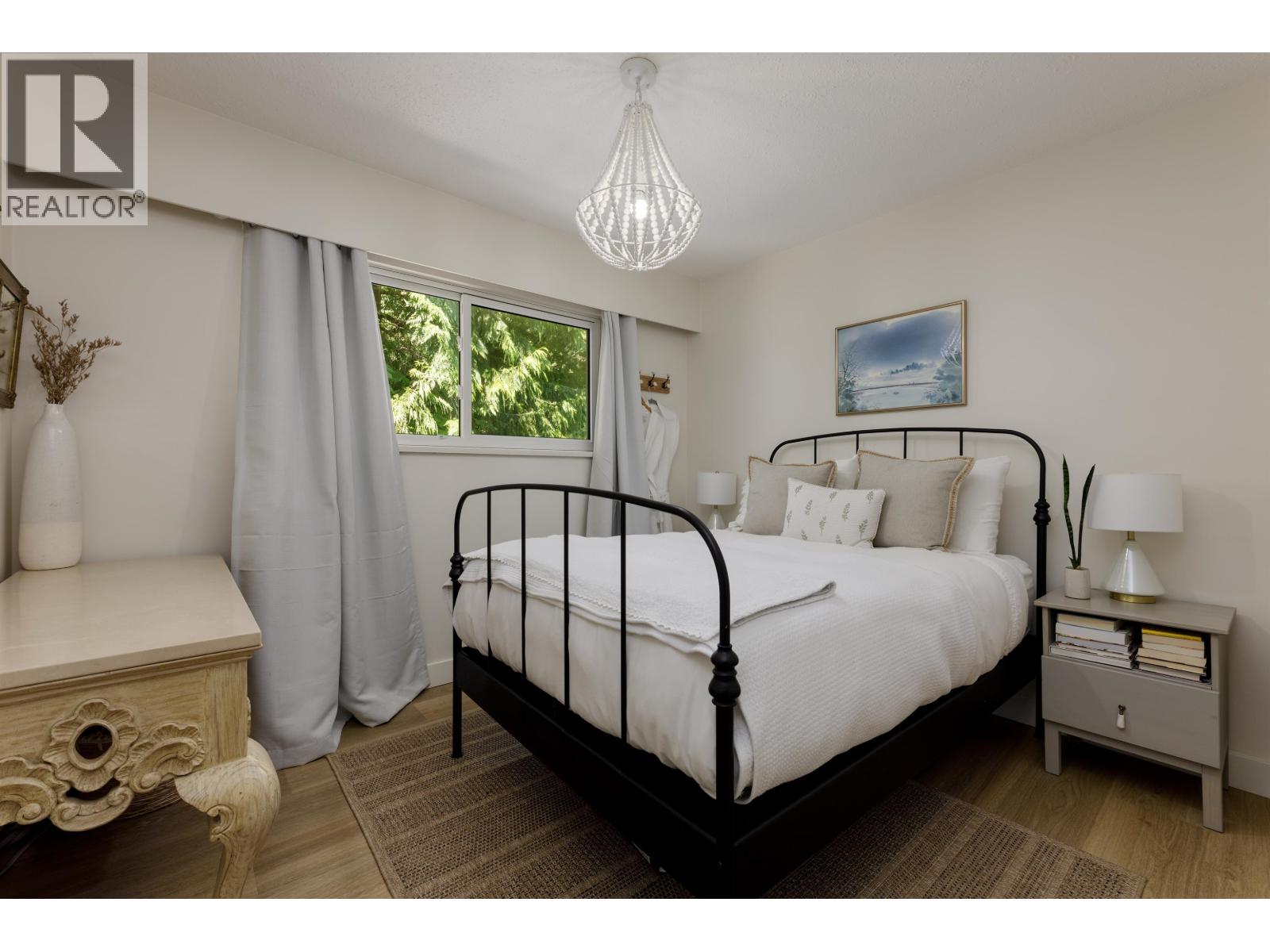 2441 Panorama Drive, North Vancouver, British Columbia  V7G 1V4 - Photo 14 - R3042027