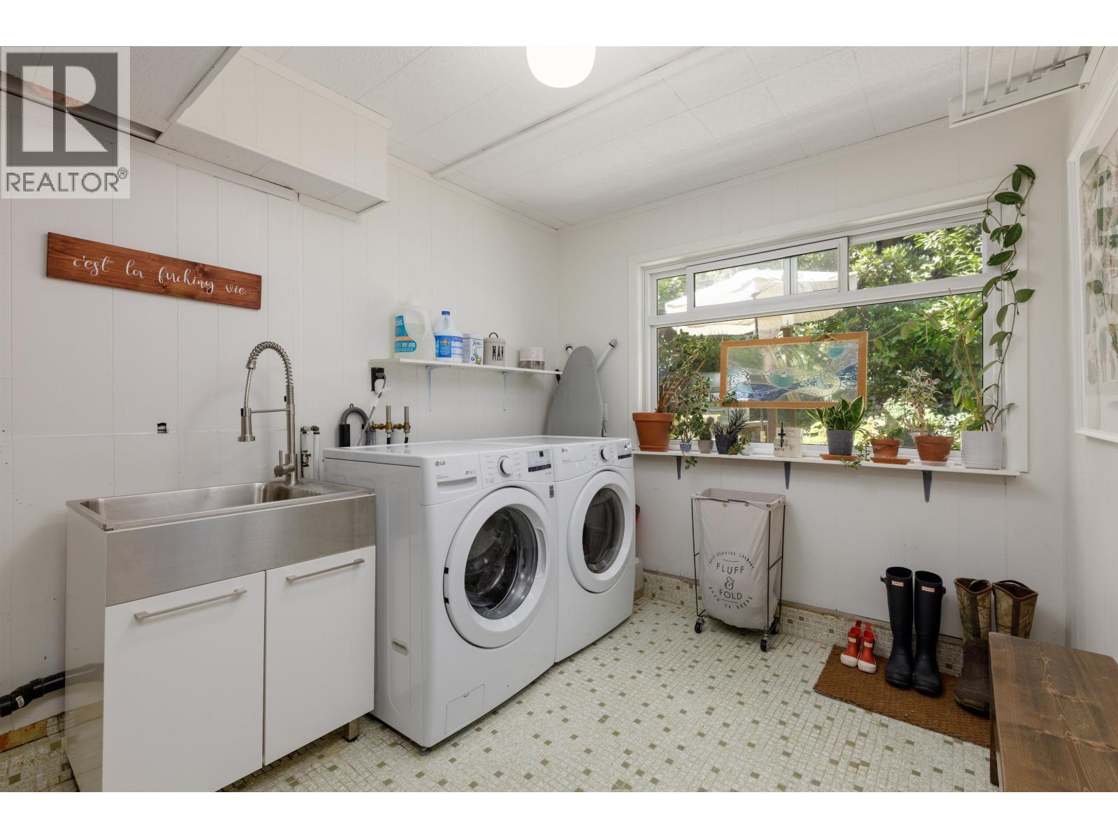 2441 Panorama Drive, North Vancouver, British Columbia  V7G 1V4 - Photo 20 - R3042027