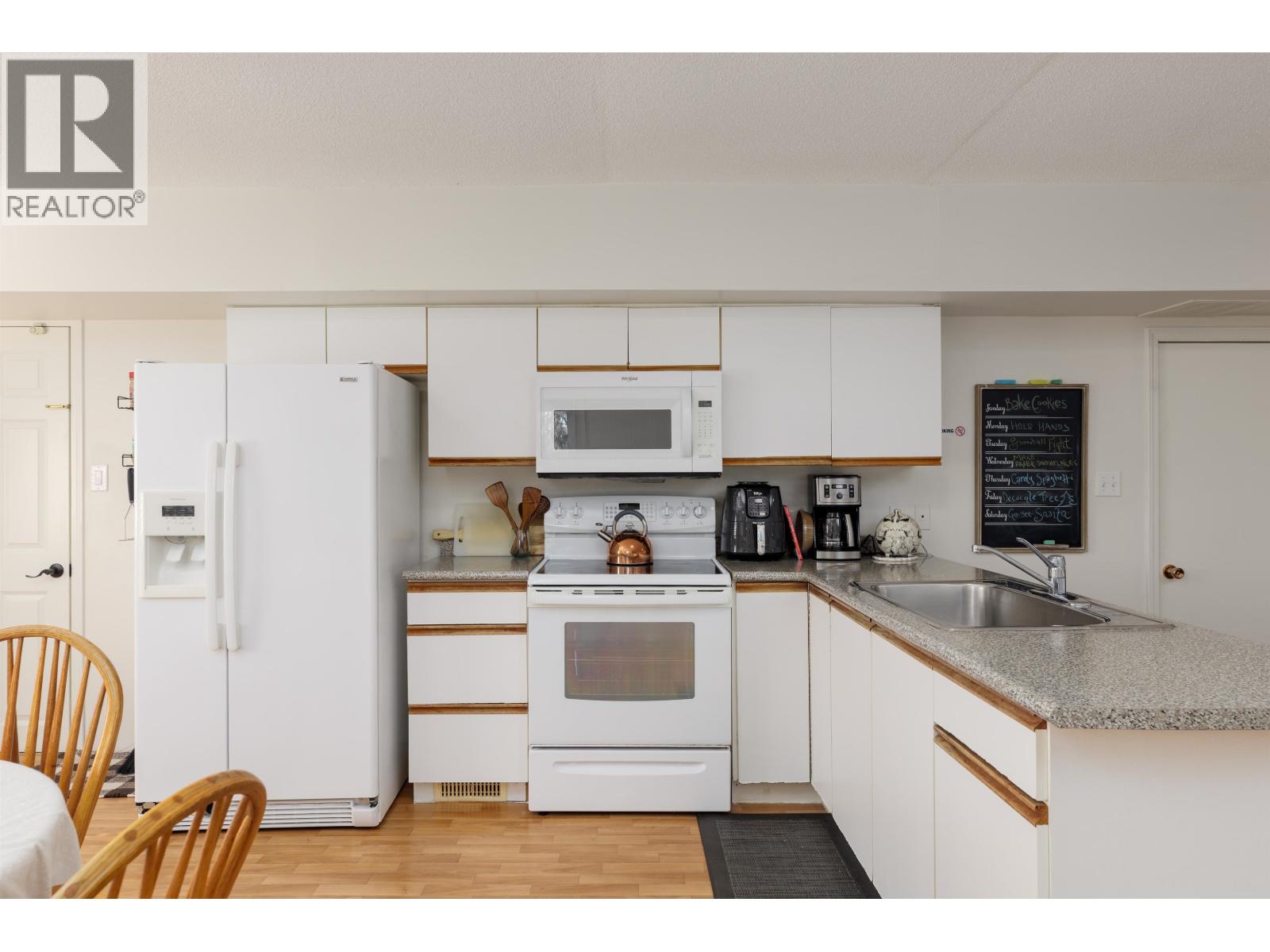 2441 Panorama Drive, North Vancouver, British Columbia  V7G 1V4 - Photo 27 - R3042027