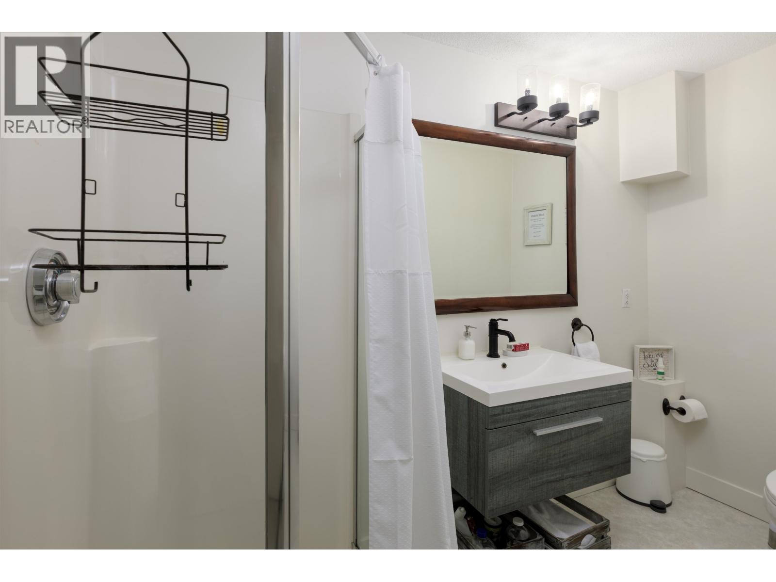 2441 Panorama Drive, North Vancouver, British Columbia  V7G 1V4 - Photo 31 - R3042027