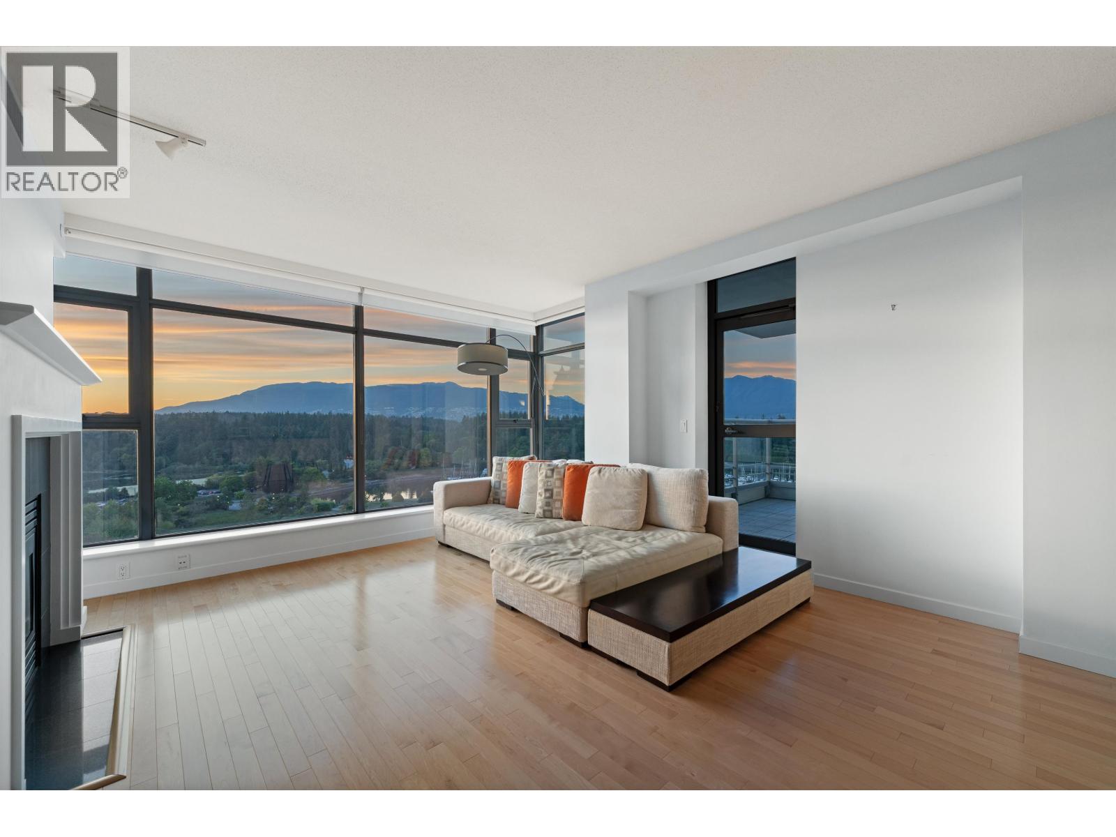 1404 1790 Bayshore Drive, Vancouver, British Columbia  V7S 2X7 - Photo 1 - R3041946