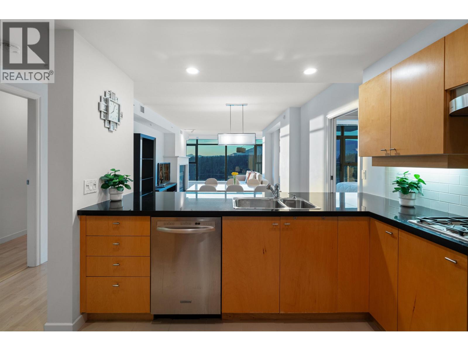 1404 1790 Bayshore Drive, Vancouver, British Columbia  V7S 2X7 - Photo 20 - R3041946