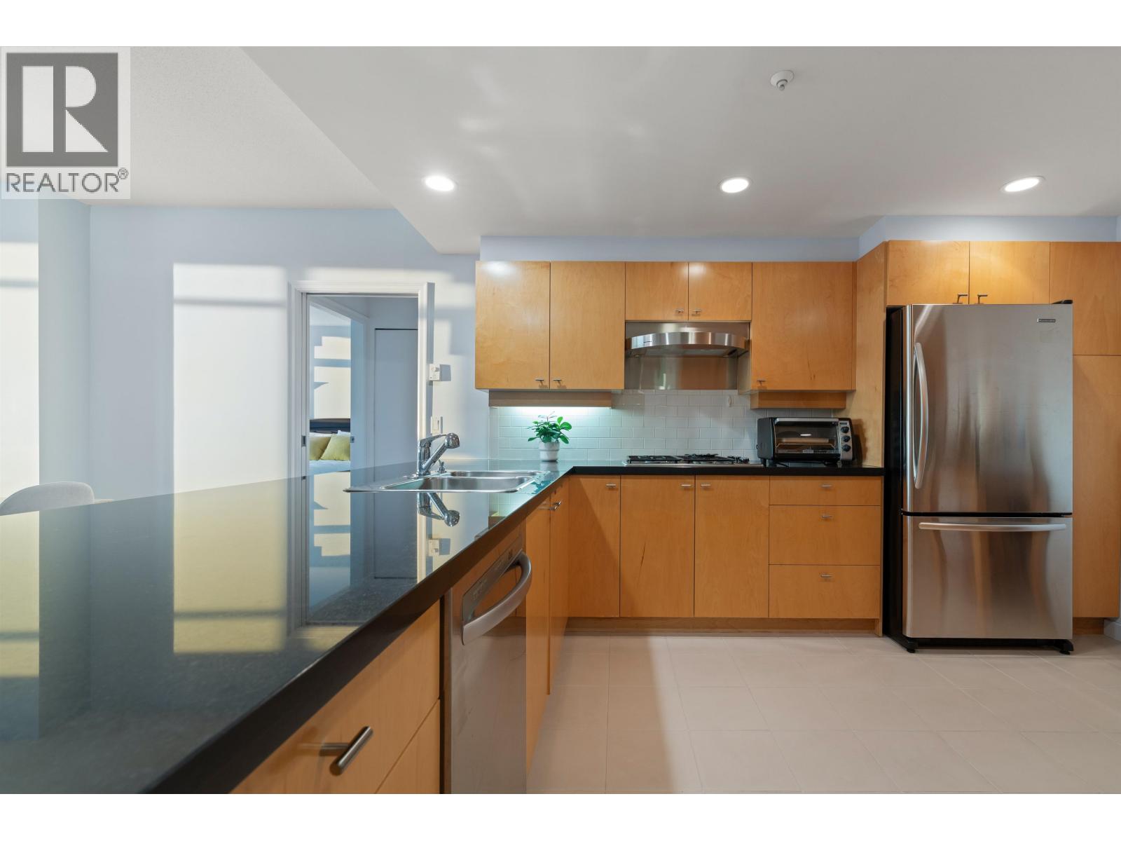 1404 1790 Bayshore Drive, Vancouver, British Columbia  V7S 2X7 - Photo 24 - R3041946