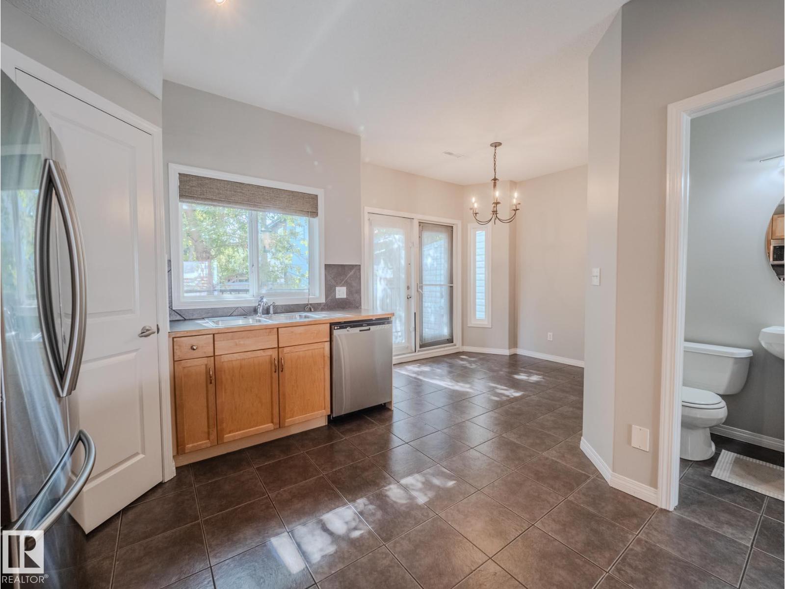 9767 93 St Nw, Edmonton, Alberta  T6C 2C5 - Photo 13 - E4455644