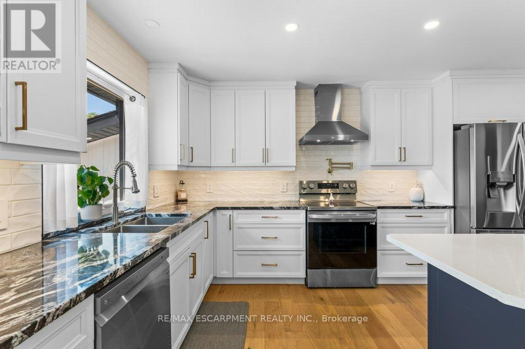 1104 Vansickle Road N, St. Catharines, Ontario  L2S 2Z8 - Photo 11 - X12374416