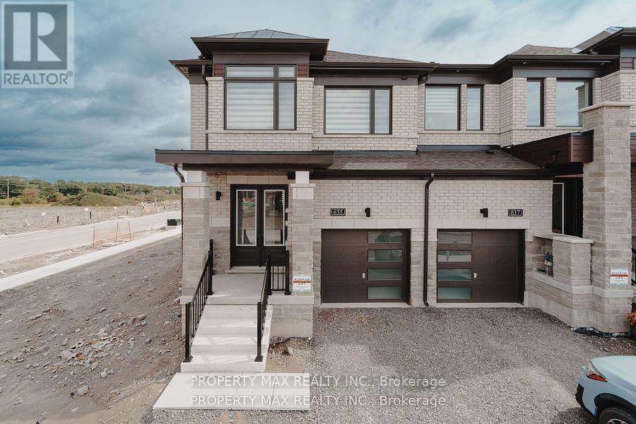 635 POLLOCK GROVE, Peterborough, Ontario