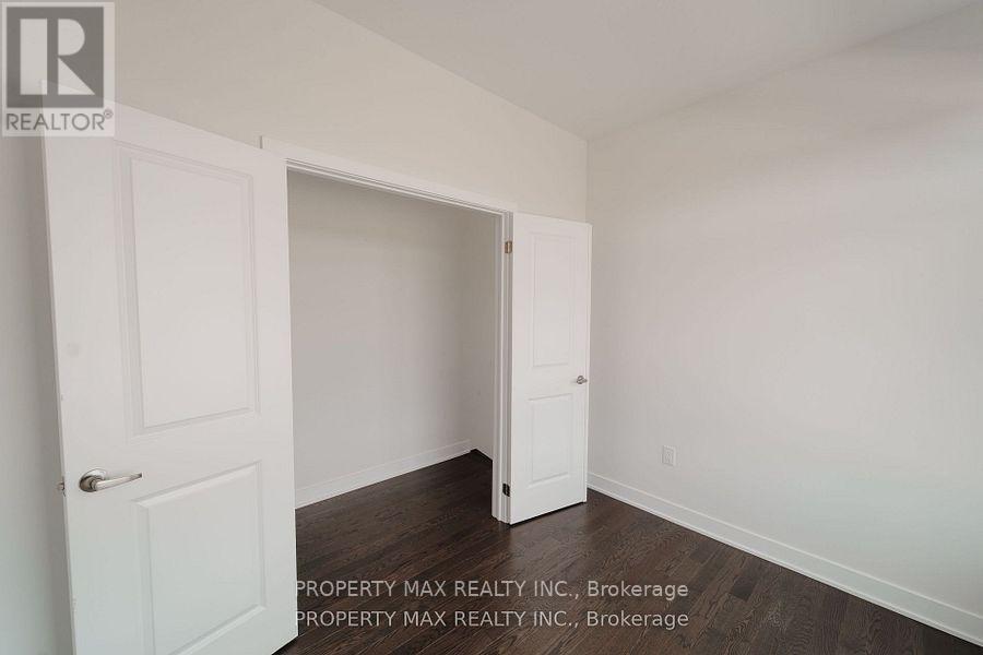 635 Pollock Grove, Peterborough, Ontario  K9K 0J6 - Photo 6 - X12374540