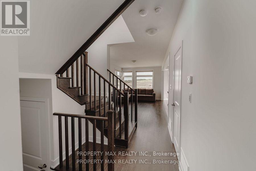 635 Pollock Grove, Peterborough, Ontario  K9K 0J6 - Photo 7 - X12374540