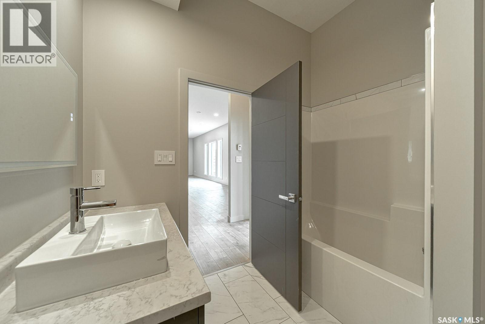 12 Sunset Boulevard, North Grove, Saskatchewan  S0G 0P0 - Photo 32 - SK013648