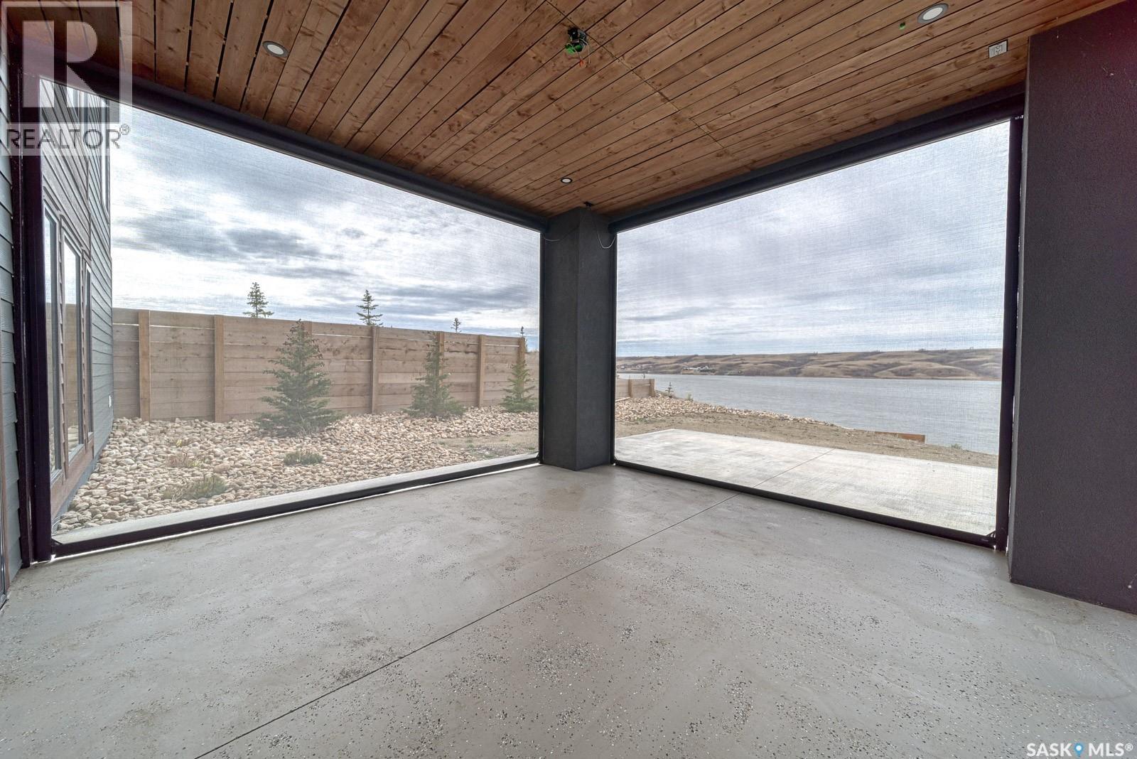 12 Sunset Boulevard, North Grove, Saskatchewan  S0G 0P0 - Photo 36 - SK013648