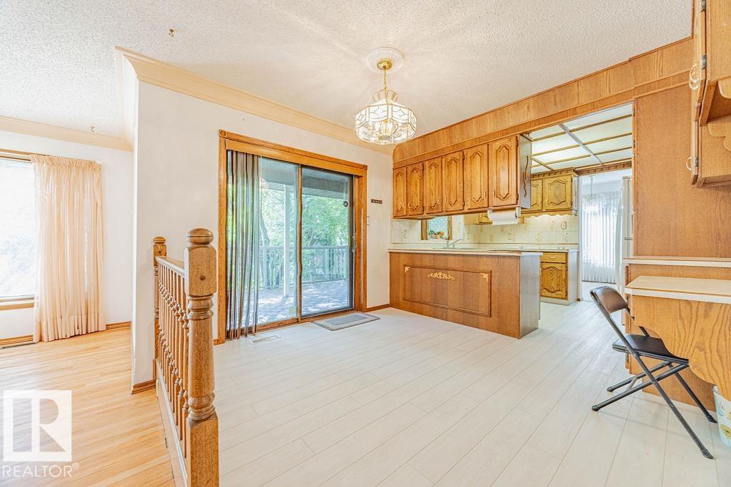 10411 21 Av Nw, Edmonton, Alberta  T5J 5E9 - Photo 14 - E4455649