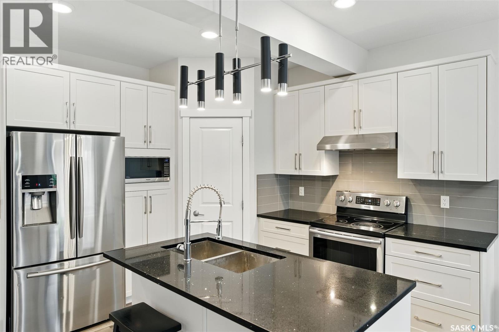 127 Burgess Crescent, Saskatoon, Saskatchewan  S7V 0S1 - Photo 7 - SK017168