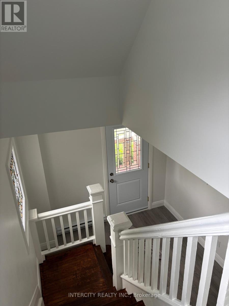 90 Coldwater Road W, Orillia, Ontario  L3V 5L5 - Photo 18 - S12374236