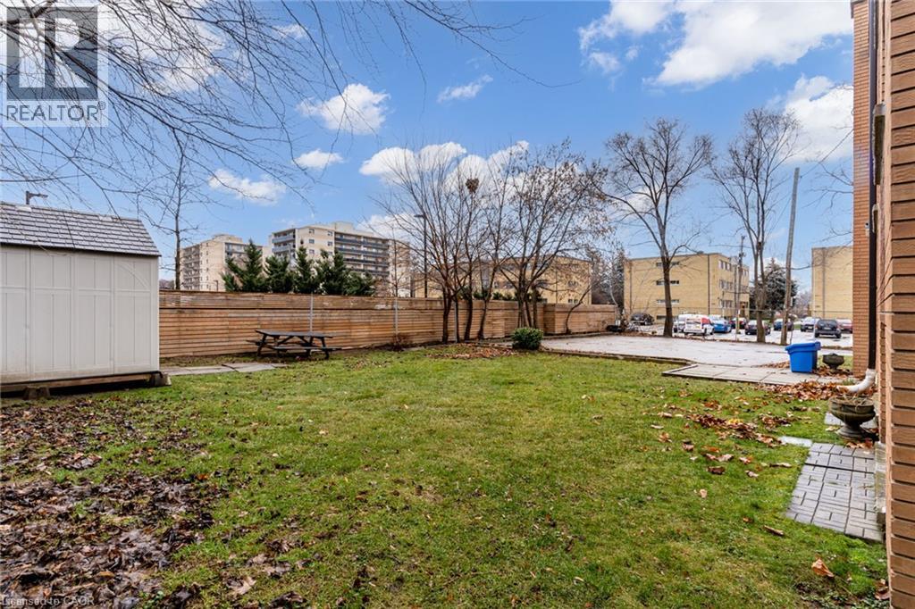 807 Robinson Street Unit# B, Burlington, Ontario  L7R 2L4 - Photo 12 - 40765210