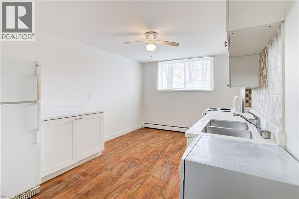 807 Robinson Street Unit# B, Burlington, Ontario  L7R 2L4 - Photo 5 - 40765210