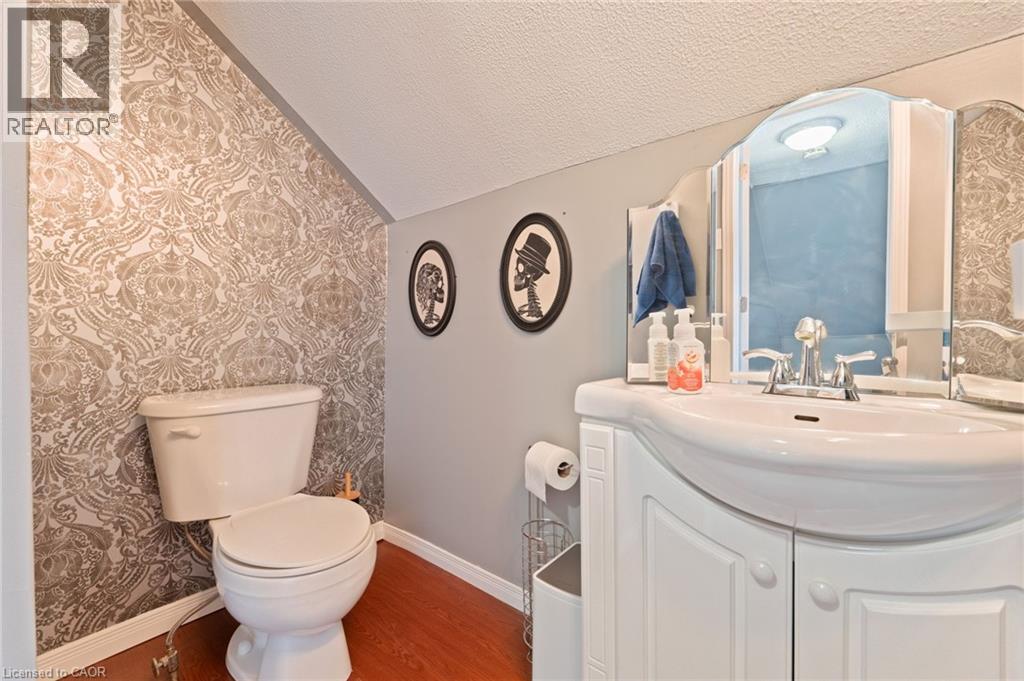 325 Simpson Avenue, Welland, Ontario  L3B 4Y7 - Photo 23 - 40764244