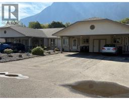 815 11th Avenue Unit# 2, keremeos, British Columbia