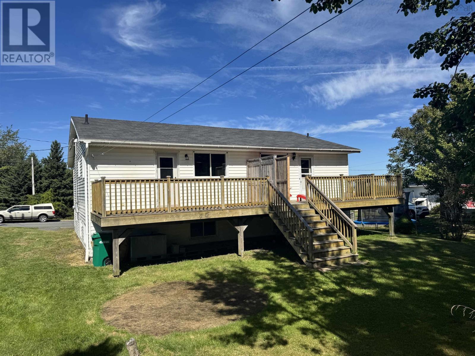 8 & 10 Thirteenth Street, Trenton, Nova Scotia  B0K 1X0 - Photo 2 - 202522126