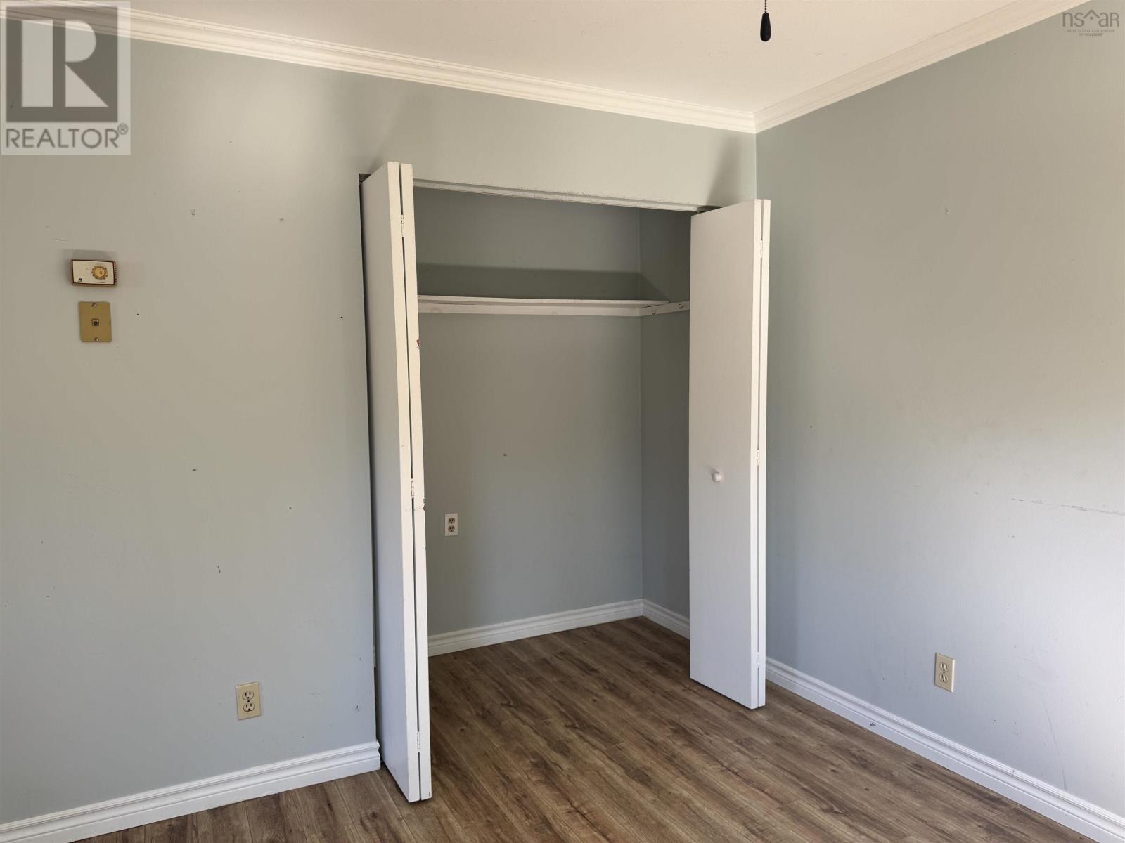 8 & 10 Thirteenth Street, Trenton, Nova Scotia  B0K 1X0 - Photo 9 - 202522126