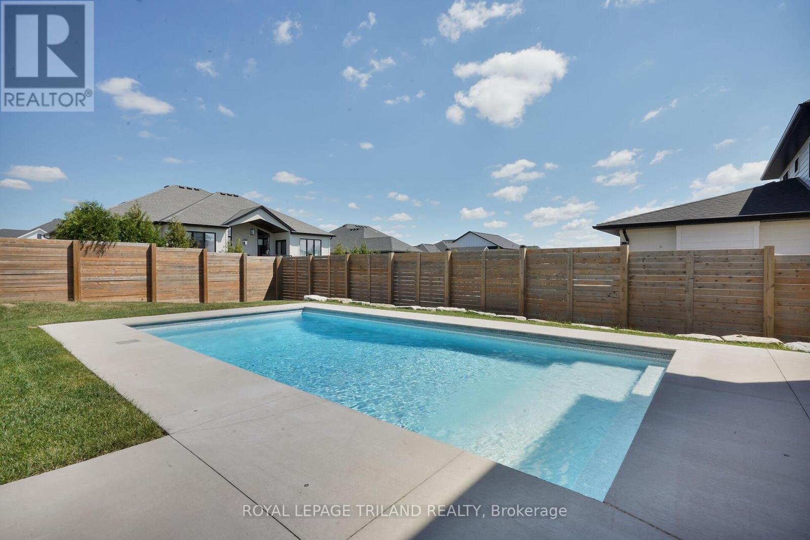 62 Crestview Drive, Middlesex Centre, Ontario  N0L 1R0 - Photo 42 - X12374770