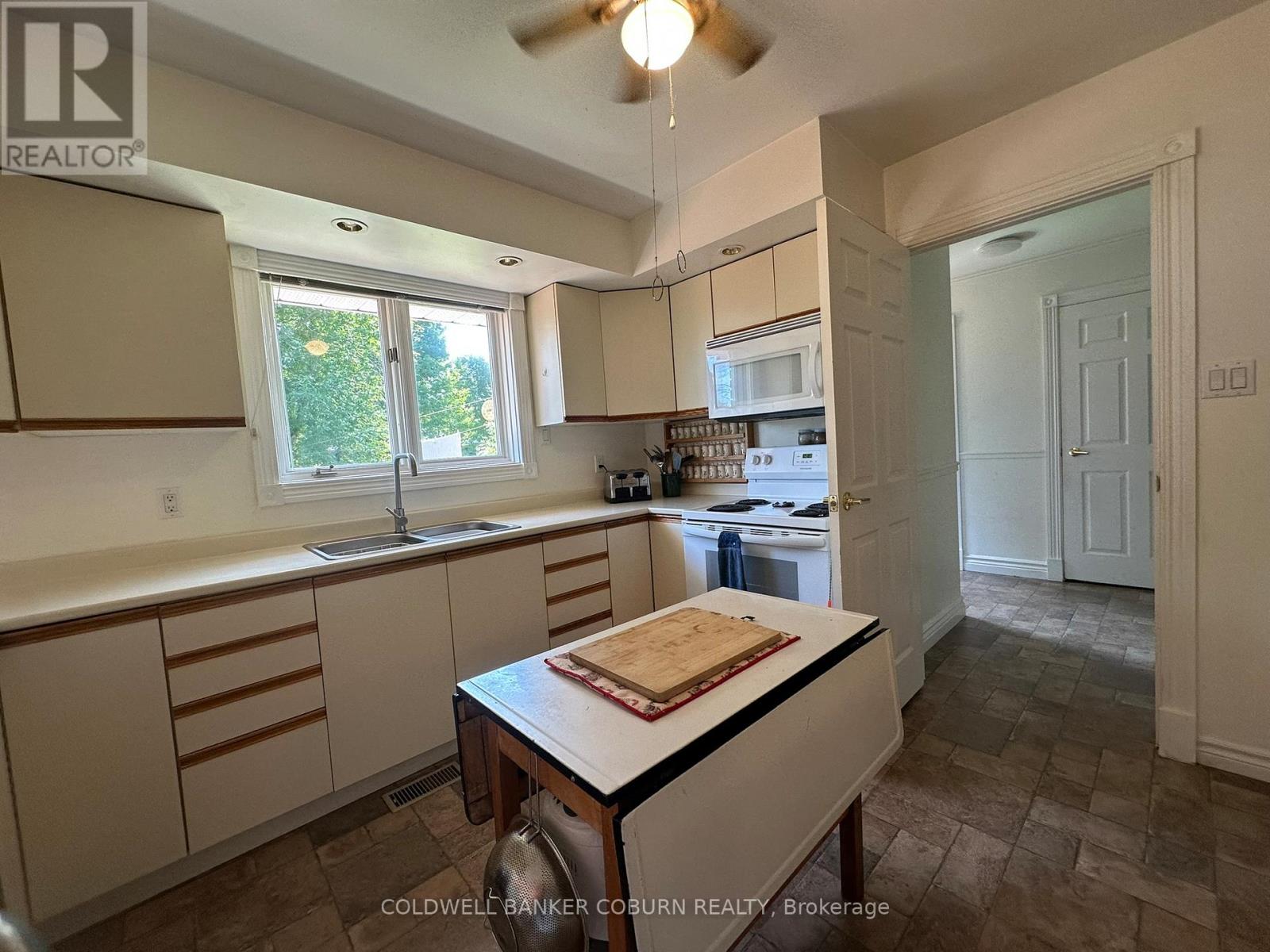 10014 Broken Second Road, Edwardsburgh/cardinal, Ontario  K0E 1E0 - Photo 7 - X12374648