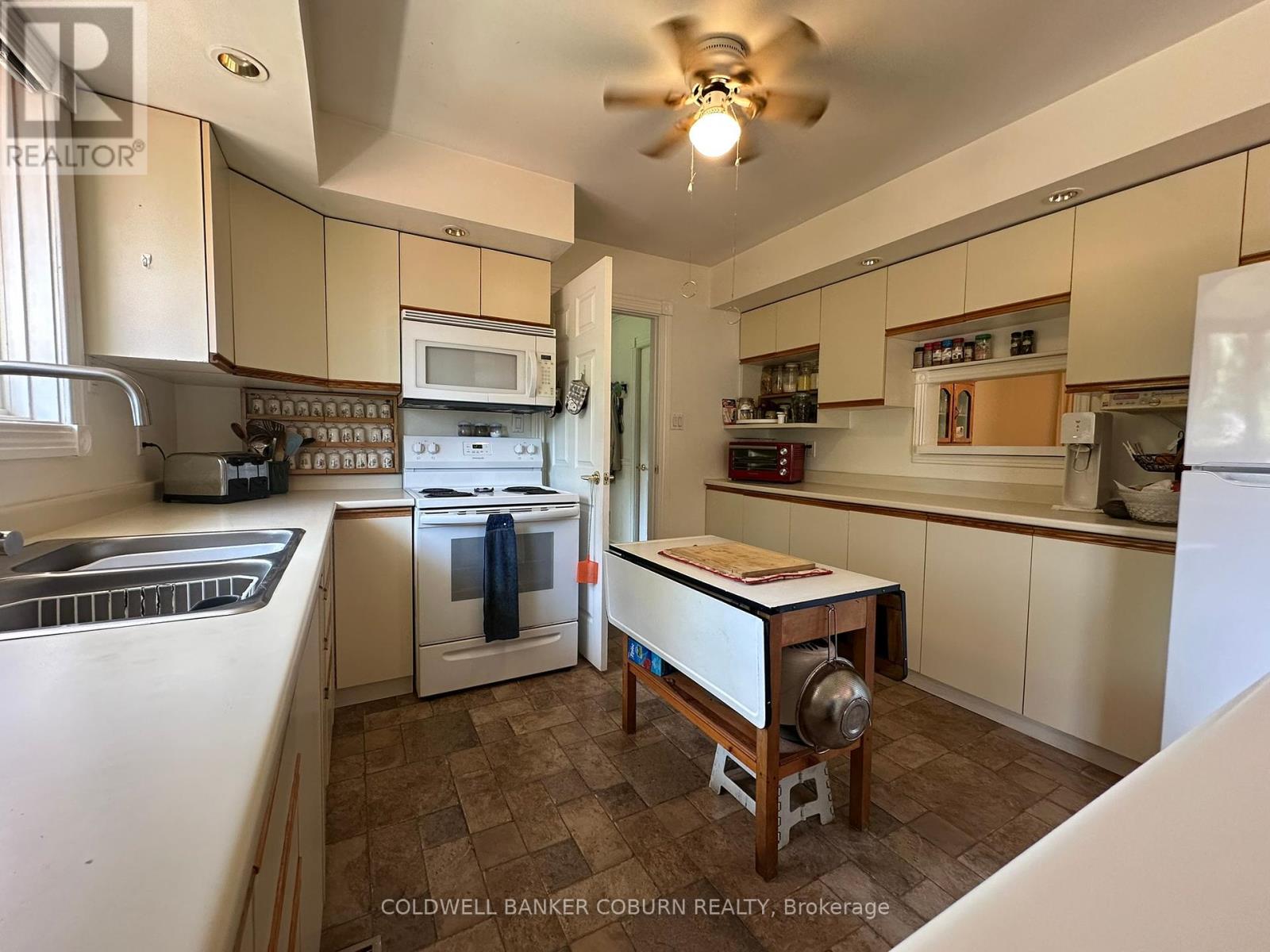10014 Broken Second Road, Edwardsburgh/cardinal, Ontario  K0E 1E0 - Photo 8 - X12374648