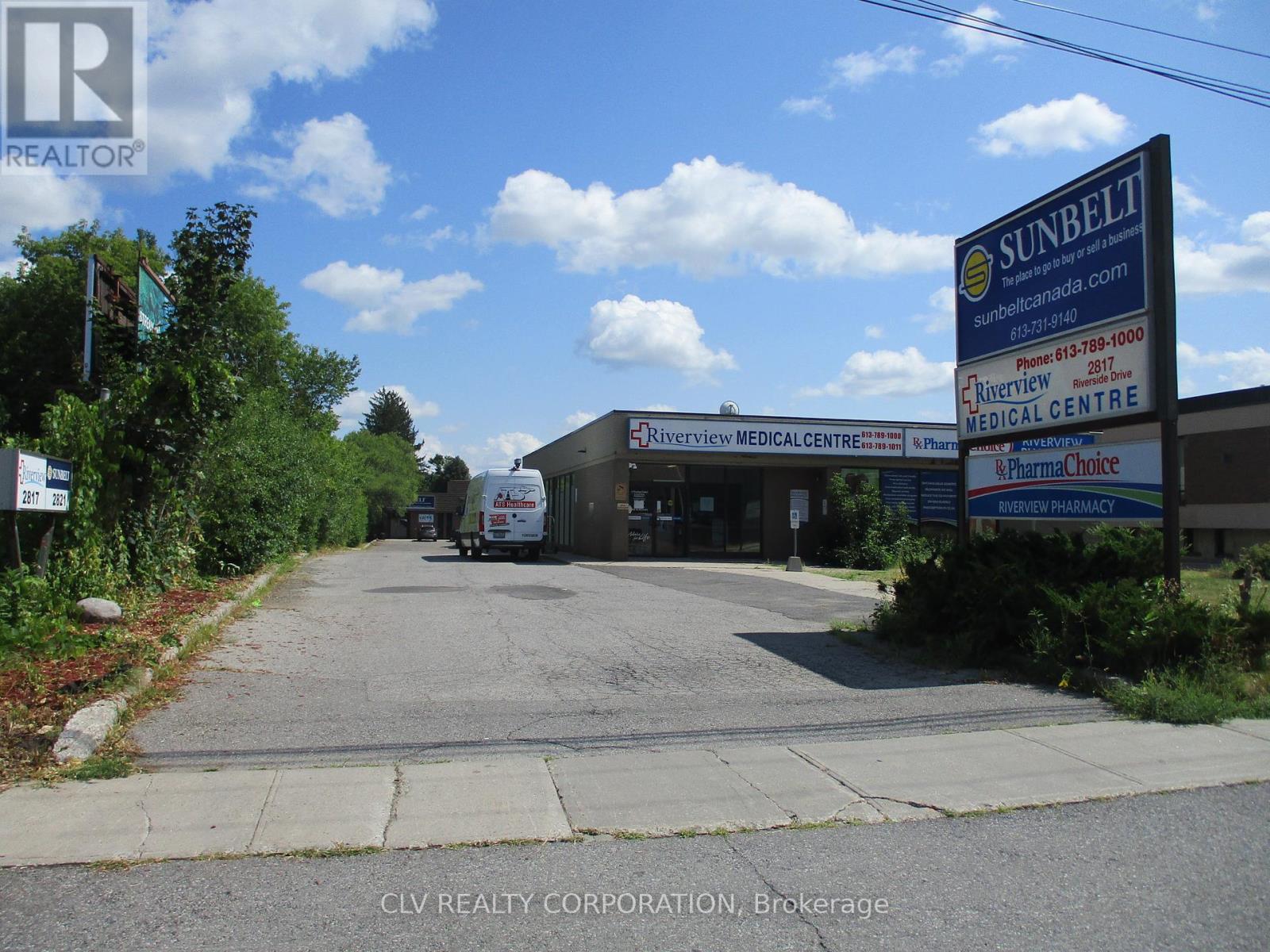 2821 Riverside Drive, Ottawa, Ontario  K1V 8N4 - Photo 3 - X12374700