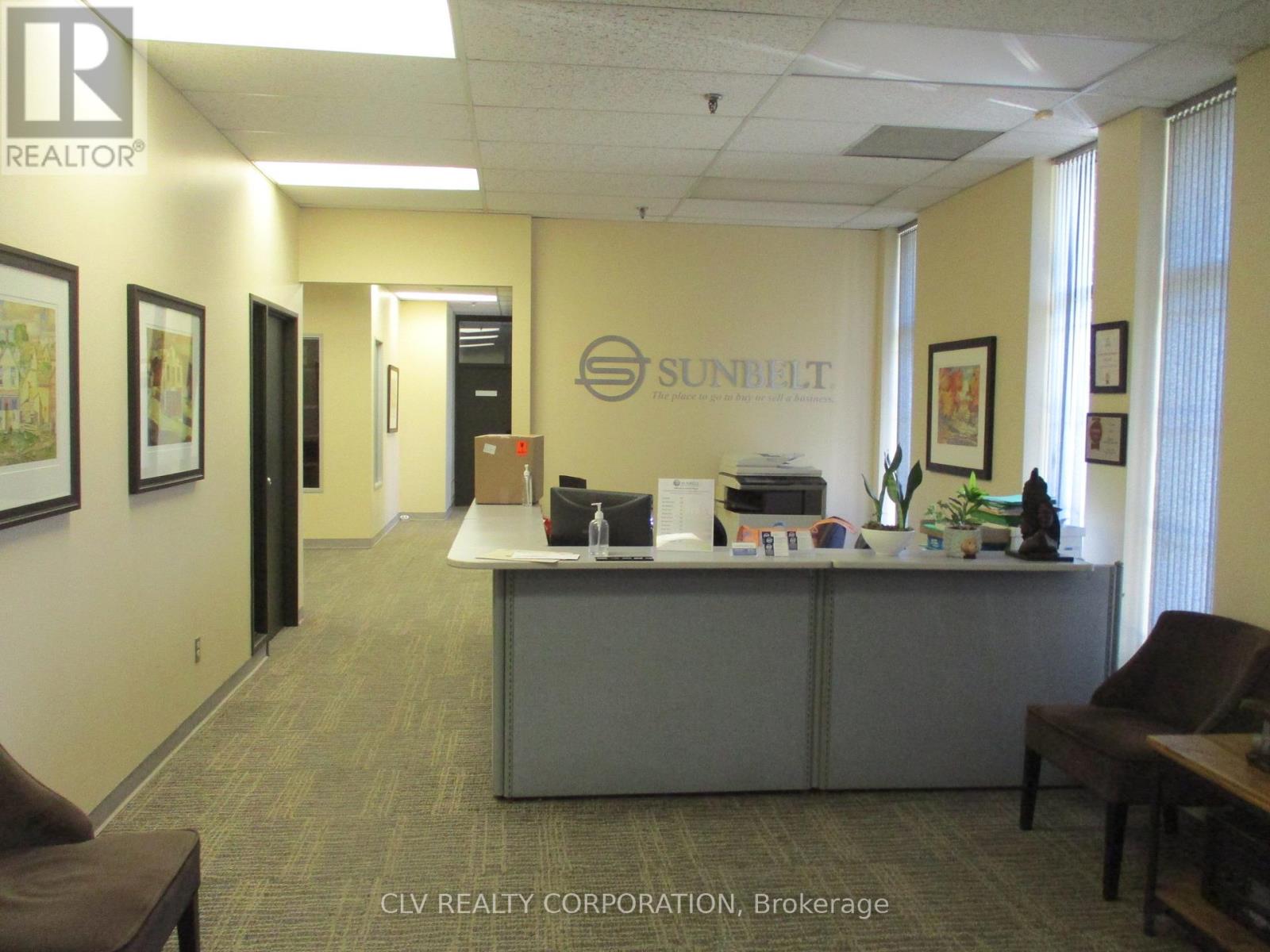 2821 Riverside Drive, Ottawa, Ontario  K1V 8N4 - Photo 4 - X12374700