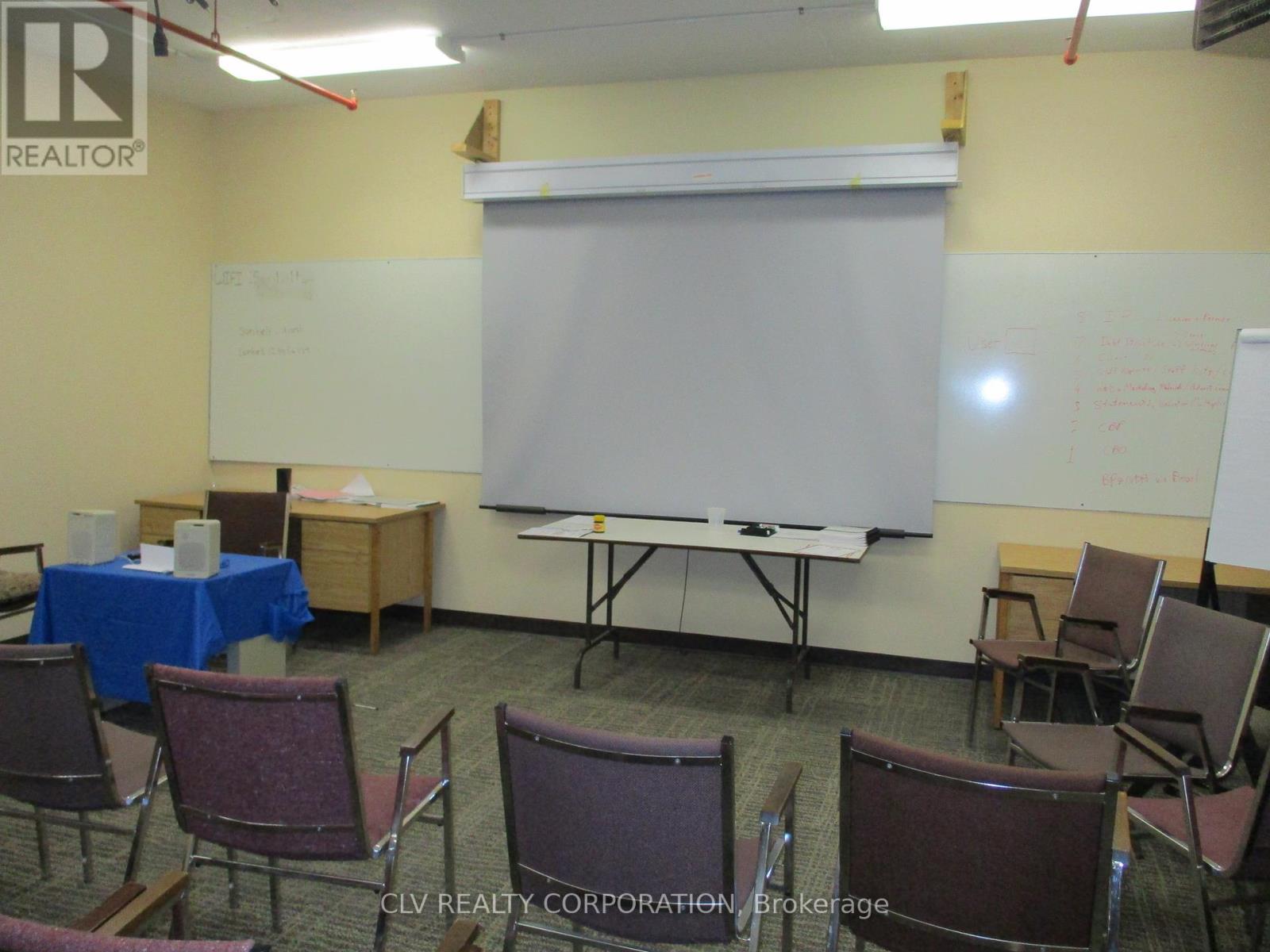 2821 Riverside Drive, Ottawa, Ontario  K1V 8N4 - Photo 9 - X12374700