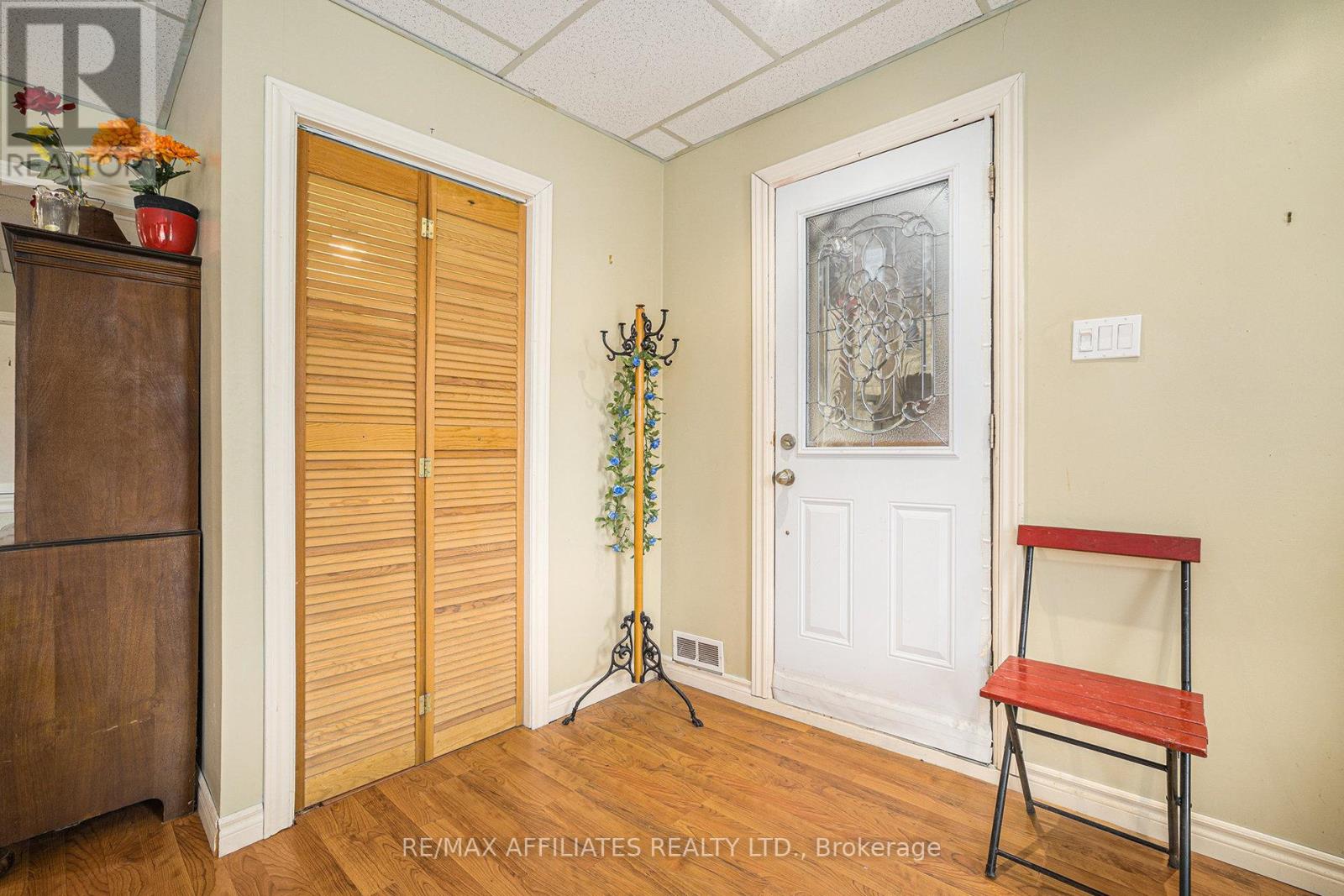 90 Main Street, Merrickville-Wolford, Ontario  K0G 1G0 - Photo 14 - X12374838
