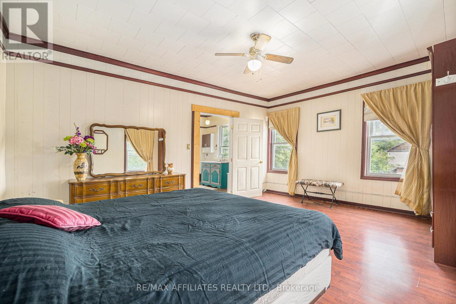 90 Main Street, Merrickville-Wolford, Ontario  K0G 1G0 - Photo 18 - X12374838