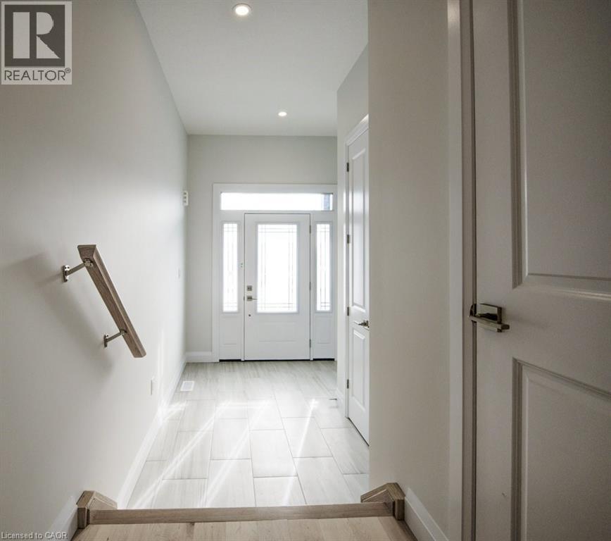 236 Applewood Street Unit# 7, Plattsville, Ontario  N0J 1S0 - Photo 4 - 40765277