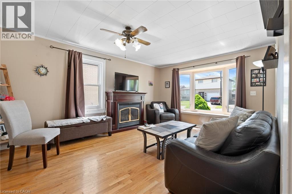 3 Phyllis Street, Fort Erie, Ontario  L2A 3Y1 - Photo 11 - 40765241