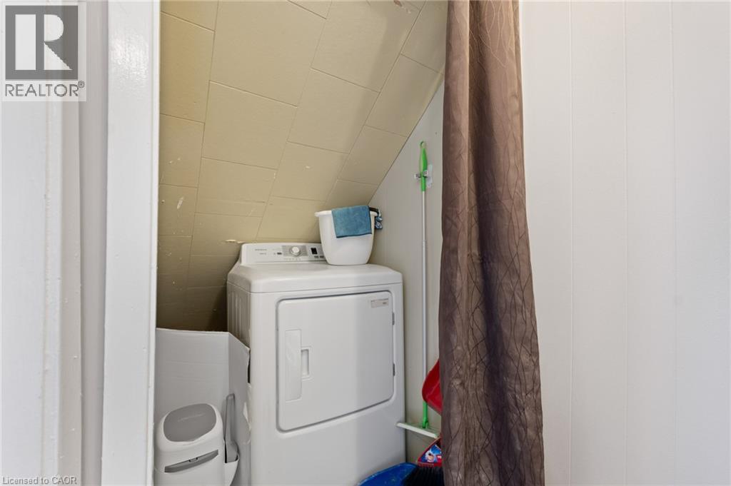 3 Phyllis Street, Fort Erie, Ontario  L2A 3Y1 - Photo 16 - 40765241