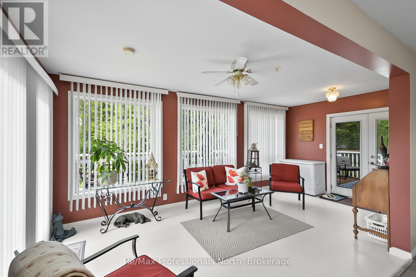 1244 Muskoka Road 169, Gravenhurst, Ontario  P1P 1R2 - Photo 14 - X12374658