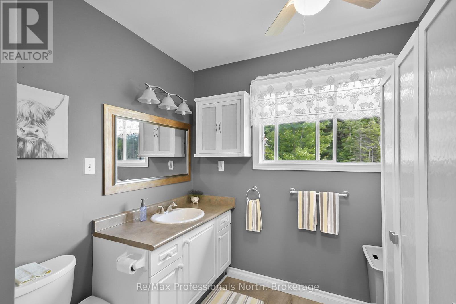 1244 Muskoka Road 169, Gravenhurst, Ontario  P1P 1R2 - Photo 18 - X12374658