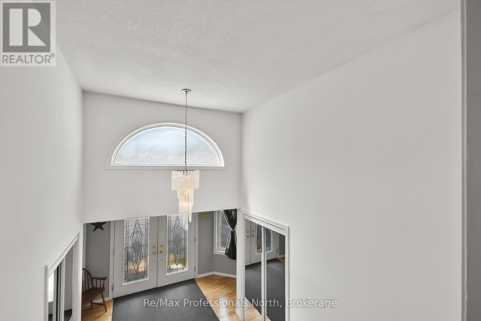 1244 Muskoka Road 169, Gravenhurst, Ontario  P1P 1R2 - Photo 4 - X12374658
