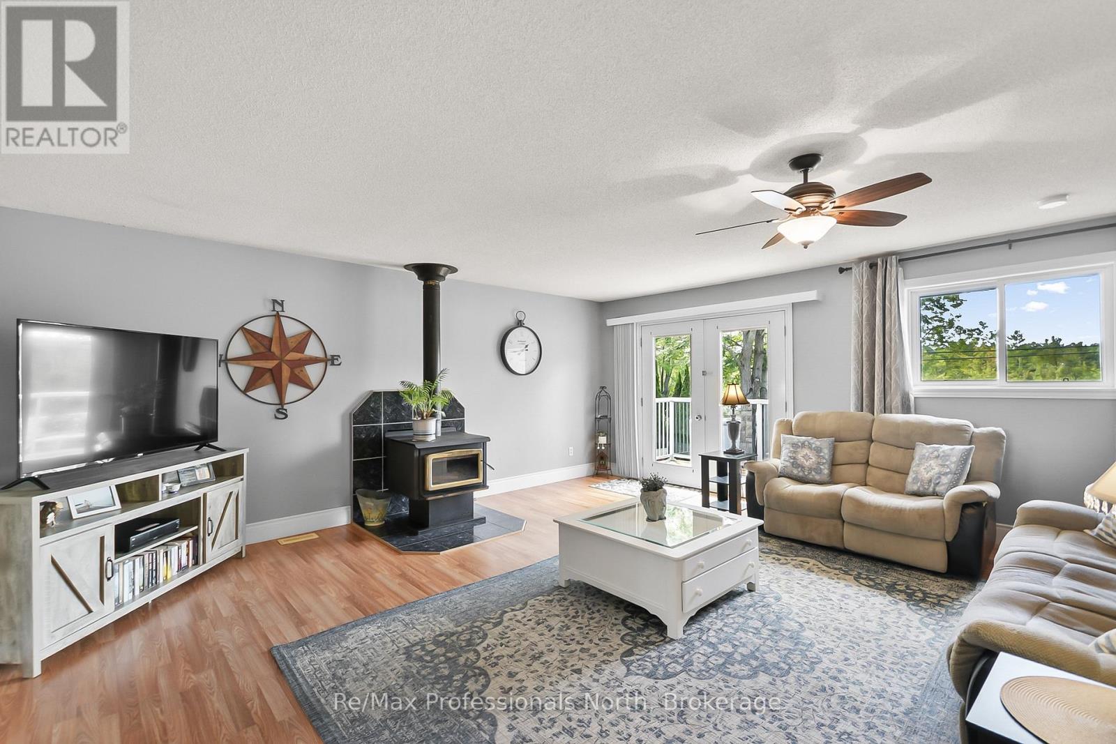 1244 Muskoka Road 169, Gravenhurst, Ontario  P1P 1R2 - Photo 6 - X12374658