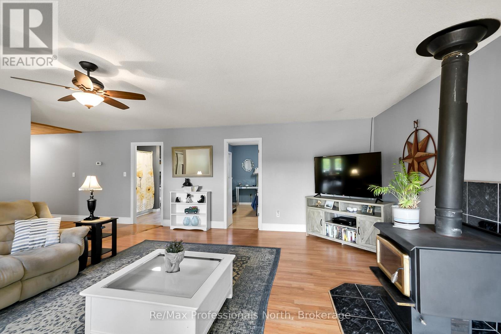 1244 Muskoka Road 169, Gravenhurst, Ontario  P1P 1R2 - Photo 7 - X12374658
