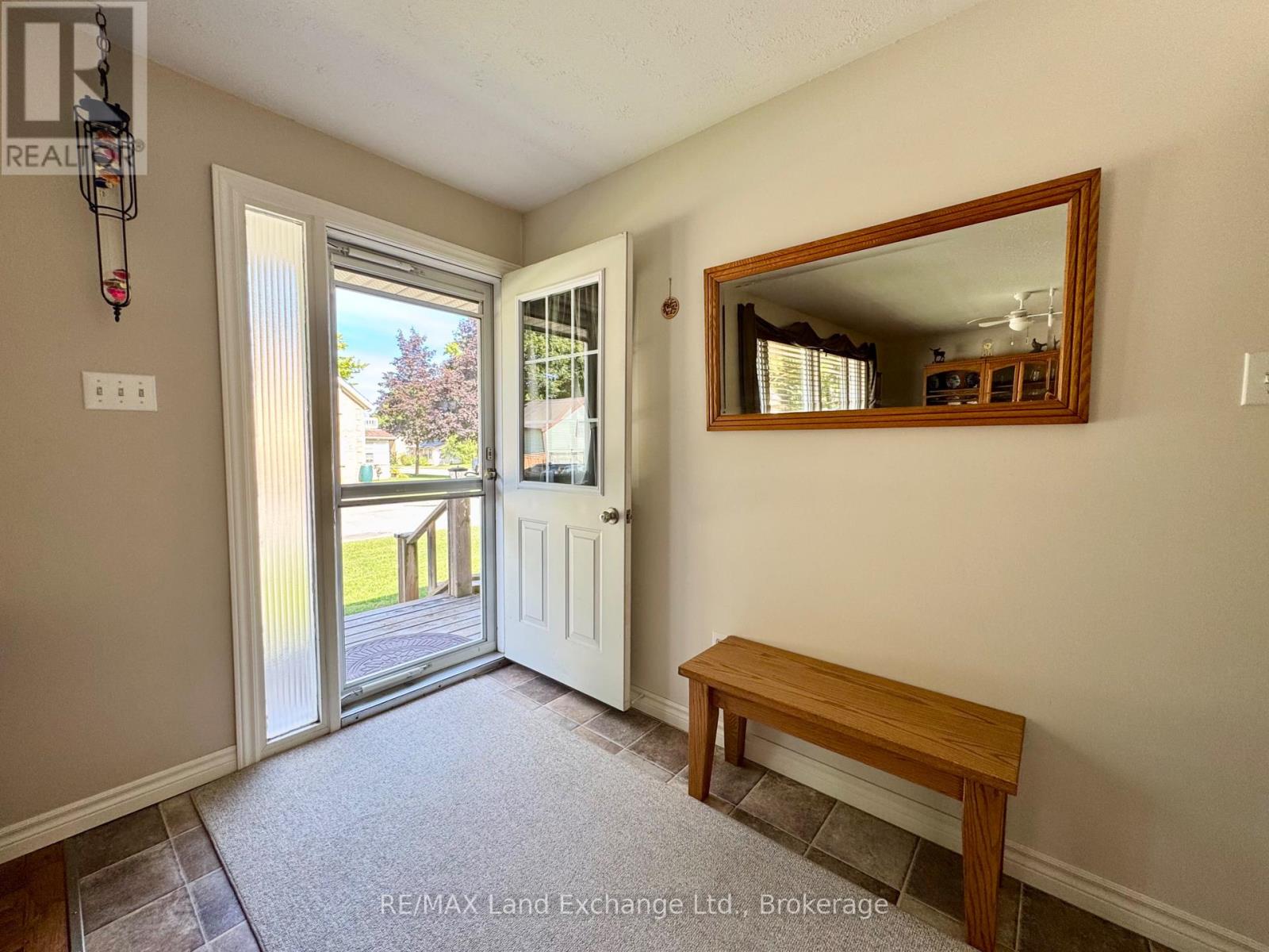 633 Wellington Street, Saugeen Shores, Ontario  N0H 2C4 - Photo 2 - X12374661